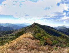 Large mountain landscape - blue sky and white clouds - BaCengBaMoShan 巴層巴墨山 via NeiWenShan 內文山